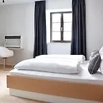 Mariandl Im Oberwirt Hotel apartamentowy Eggenfelden