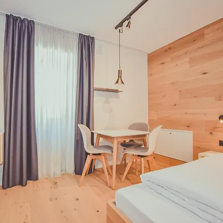Mariandl Im Oberwirt Hotel apartamentowy Eggenfelden