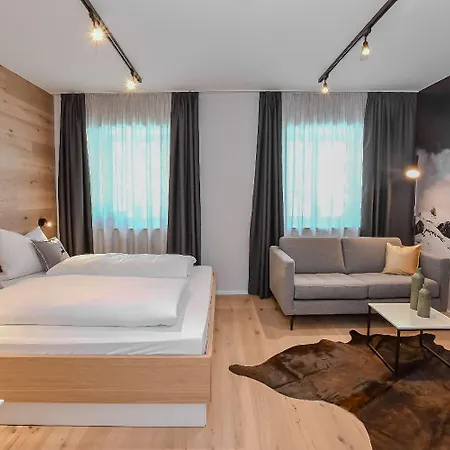 Hotel apartamentowy Mariandl Im Oberwirt 3*